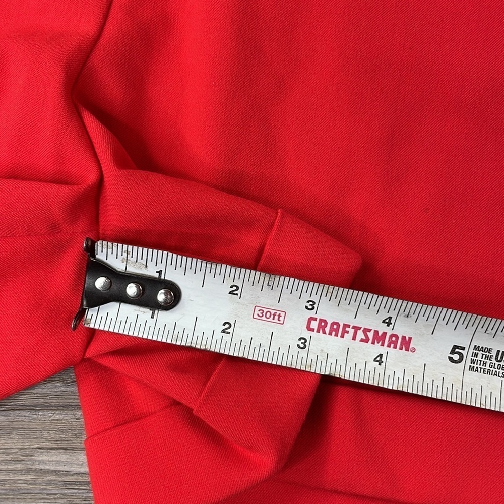H&M Women’s Mid Rise Red Shorts, size 4 - Picture 7 of 10